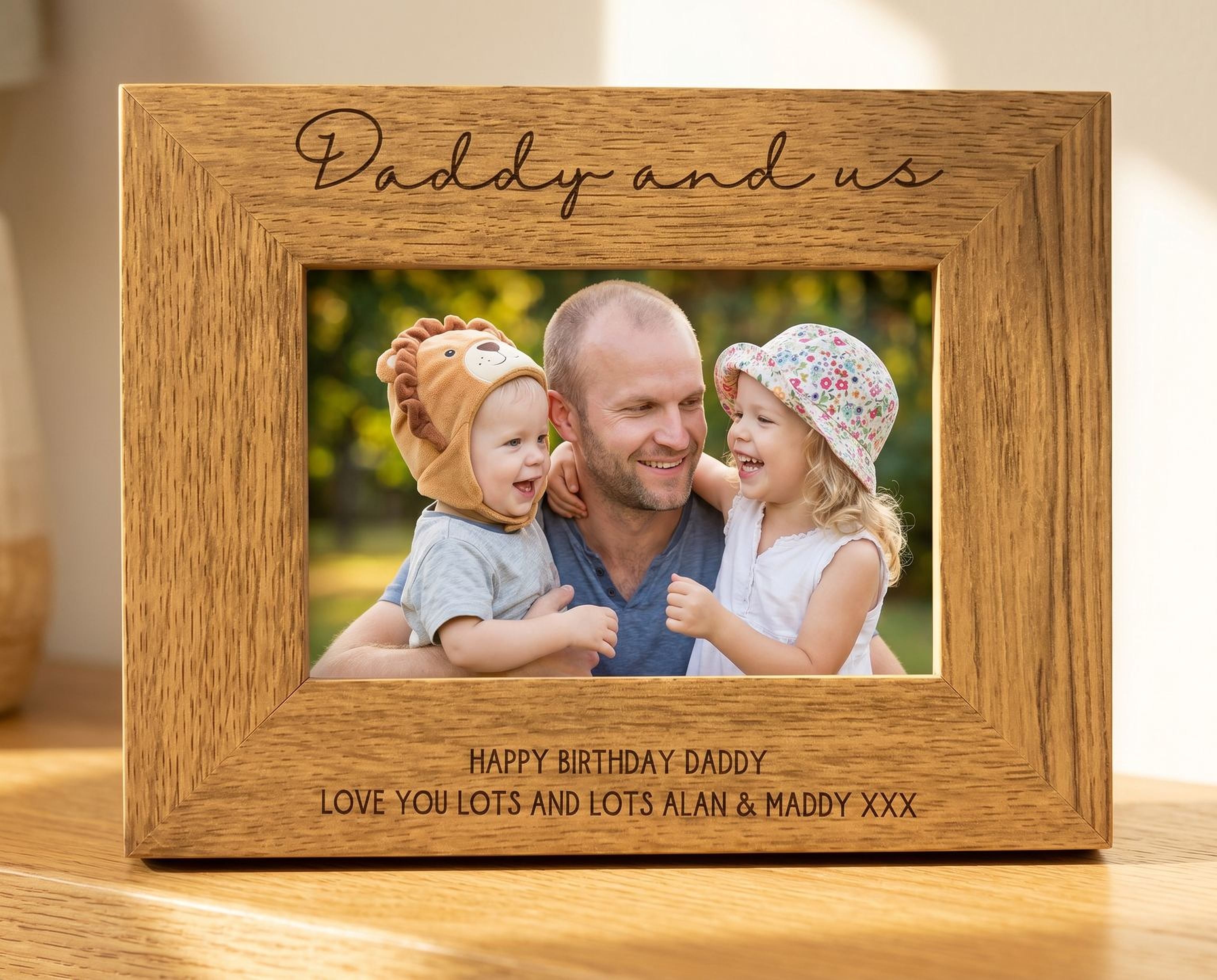 Personalised Daddy and Us Photo Frame Gift For Fathers Day, Birthday or Christmas Photo Frame ukgiftstoreonline