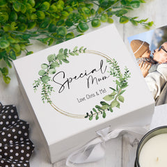 Personalised Special Mum Wreath Design Keepsake Memory Box