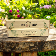 Personalised Wedding Crate, Wooden Mr and Mrs Crate, Wedding Hamper Decor