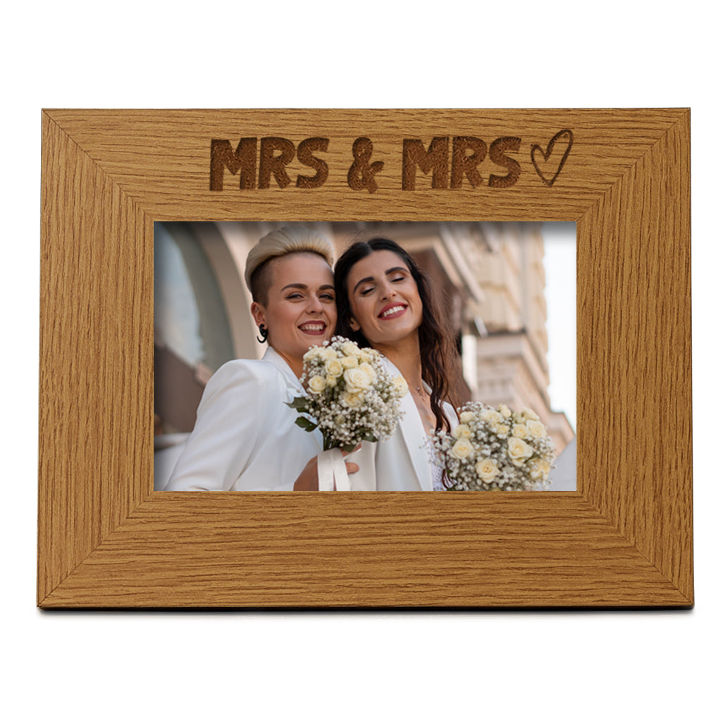 Oak Wedding Day Mrs and Mrs Picture Photo Frame Heart Gift Landscape Photo Frame ukgiftstoreonline