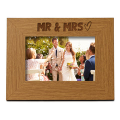Oak Wedding Day Mr and Mrs Picture Photo Frame Heart Gift Landscape