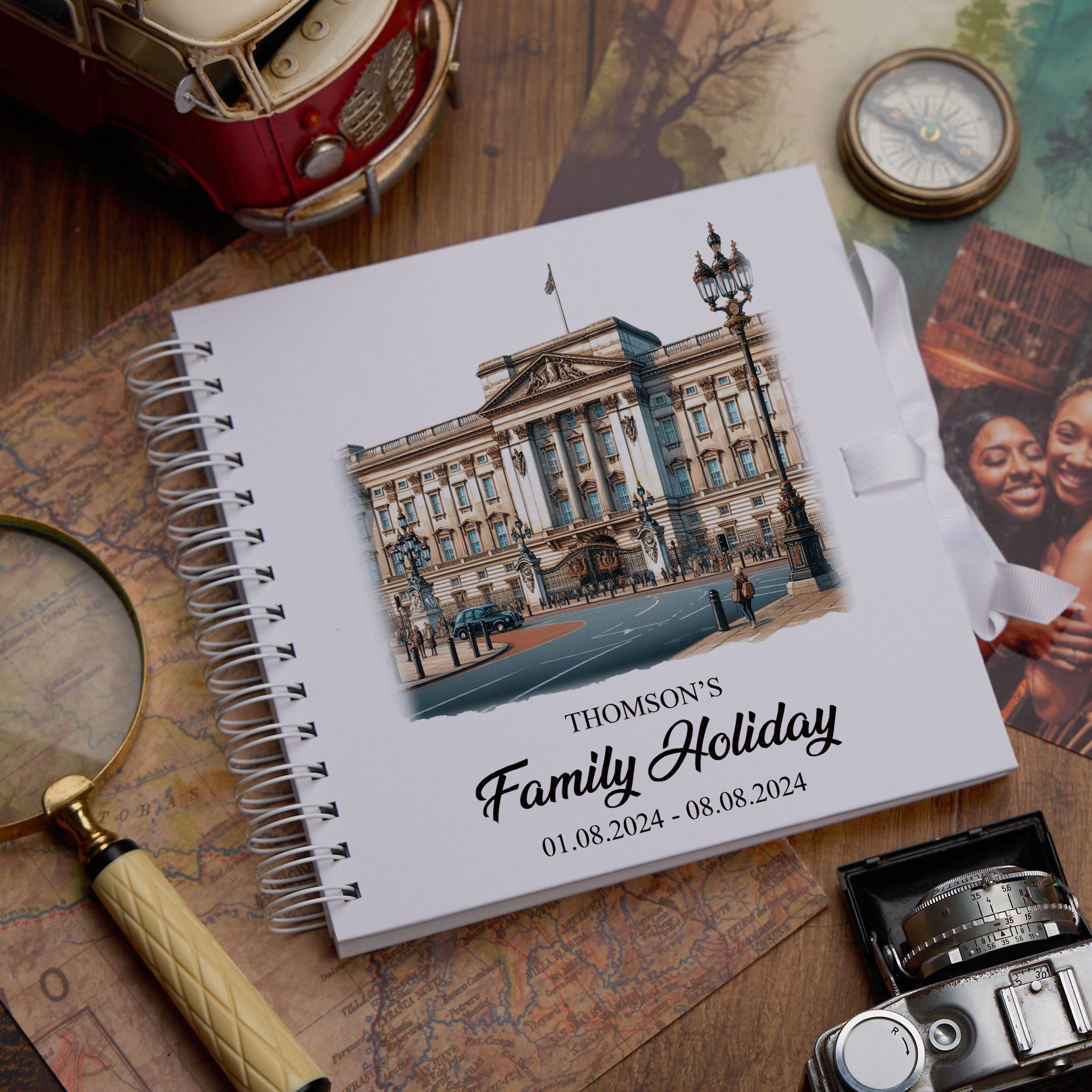 Personalised England, London Holiday Memory Scrapbook Journal Photo Albums Adventures Photo Album ukgiftstoreonline Buckingham Palace 8 x 8 Inches