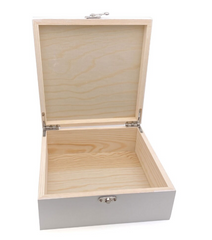 ukgiftstoreonline Personalised Congratulations on your Engagement Keepsake Memory Box