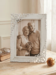 Classical Vintage Ornate White Metal Photo Frame 4" x 6" photo frame ukgiftstoreonline