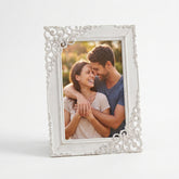 Classical Vintage Ornate White Metal Photo Frame 4" x 6" photo frame ukgiftstoreonline