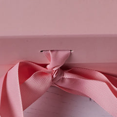 ukgiftstoreonline Personalised Sister Pink Gift Box With Sentiment