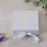 ukgiftstoreonline Personalised Auntie White Gift Box With Sentiment