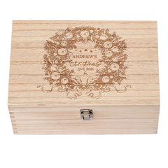 ukgiftstoreonline Personalised Christmas Eve Box Wreath Design Wooden Engraved