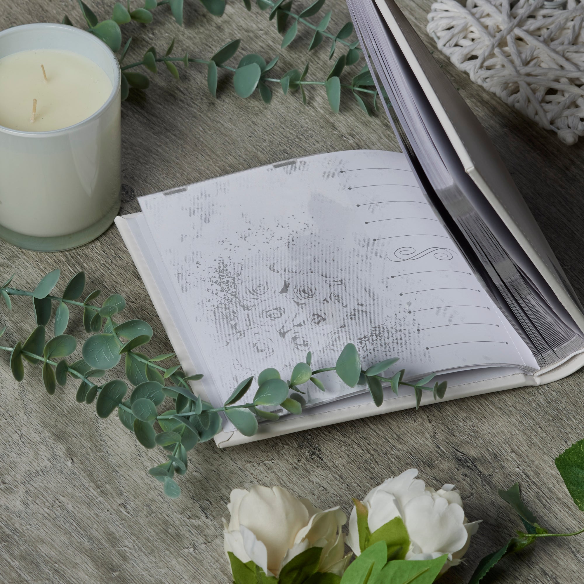 Beautiful Wedding Photo Picture Album With 3D Rings In Box 80 x 6 x 4 Photo Album ukgiftstoreonline