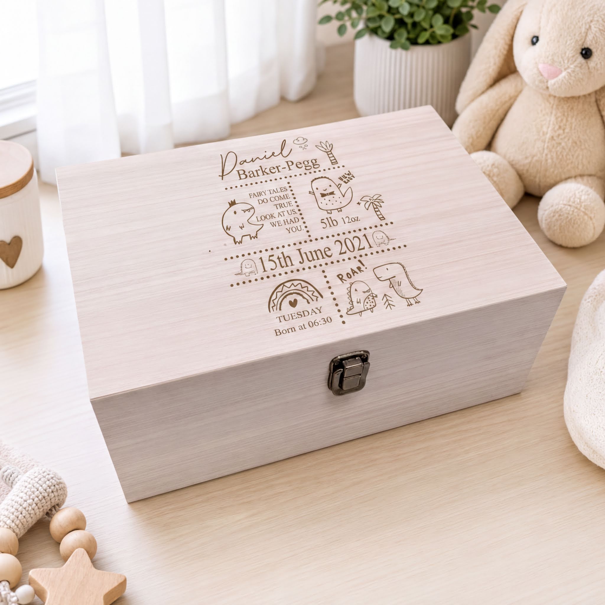 Personalised Baby Memories Keepsake Box Dinosaur Design Personalised baby gifts ukgiftstoreonline