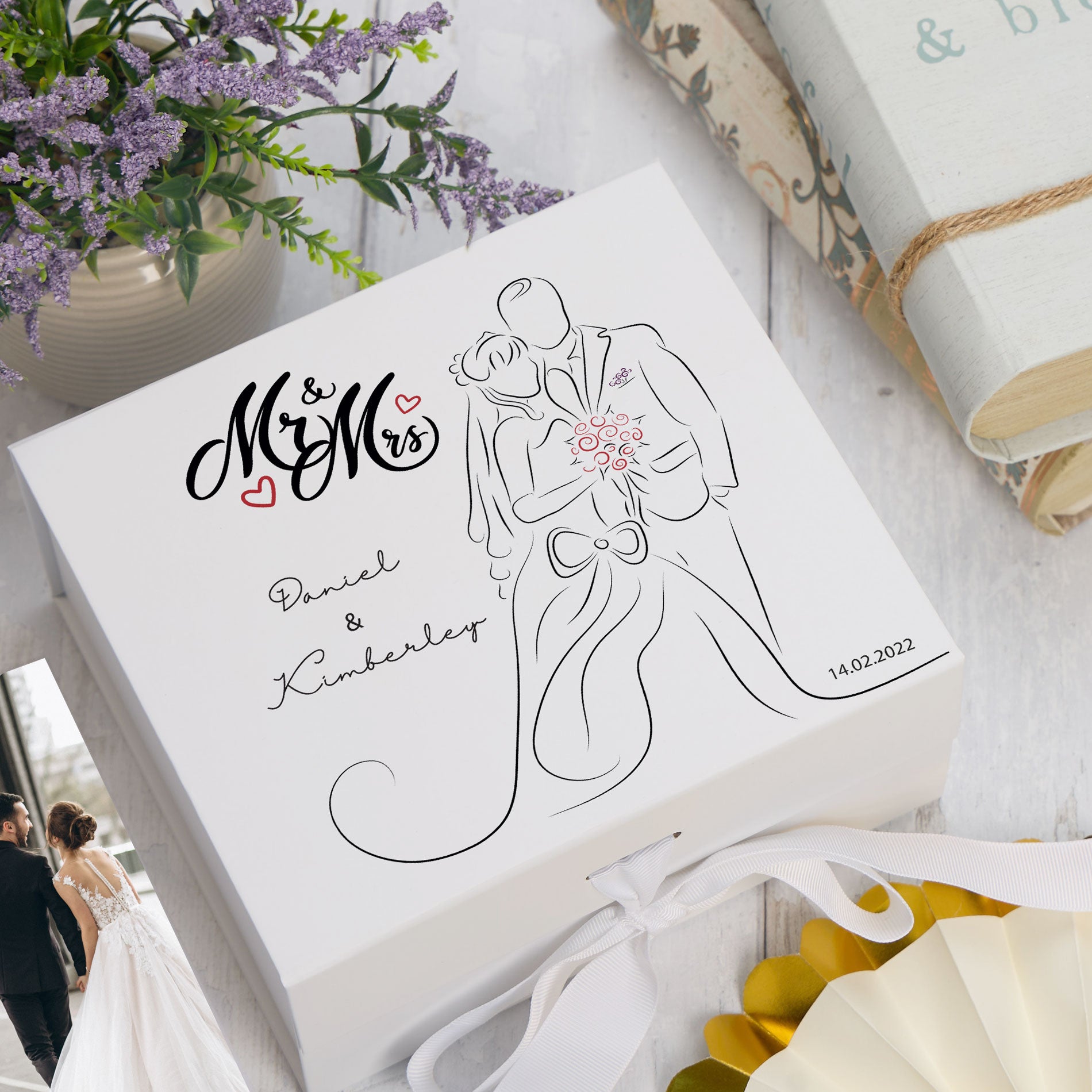 ukgiftstoreonline Personalised Mr and Mrs Wedding Keepsake Memory Gift Box