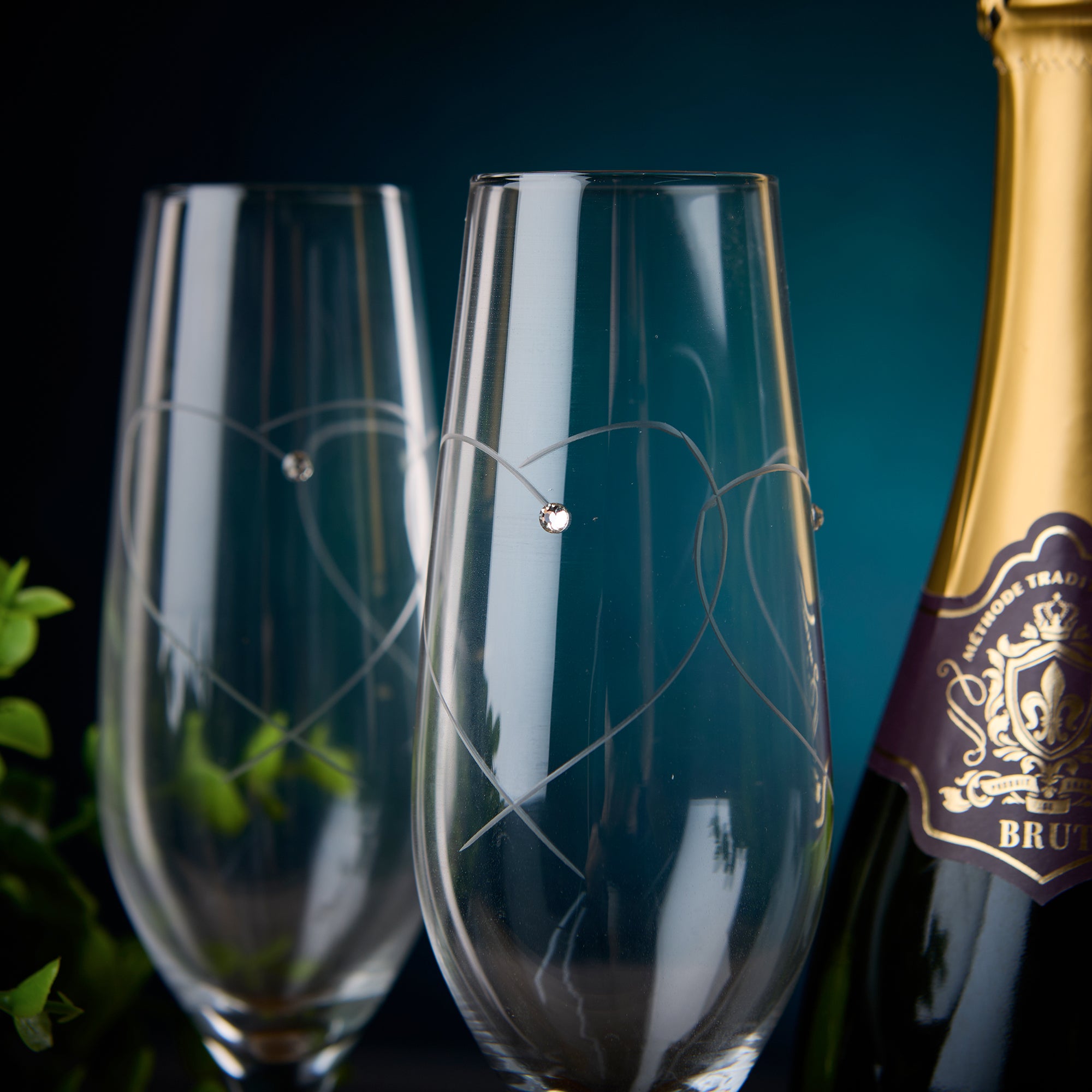 Pair Of Luxury Champagne Flute Glass with Doble Heart and Crystals Wedding Anniversary