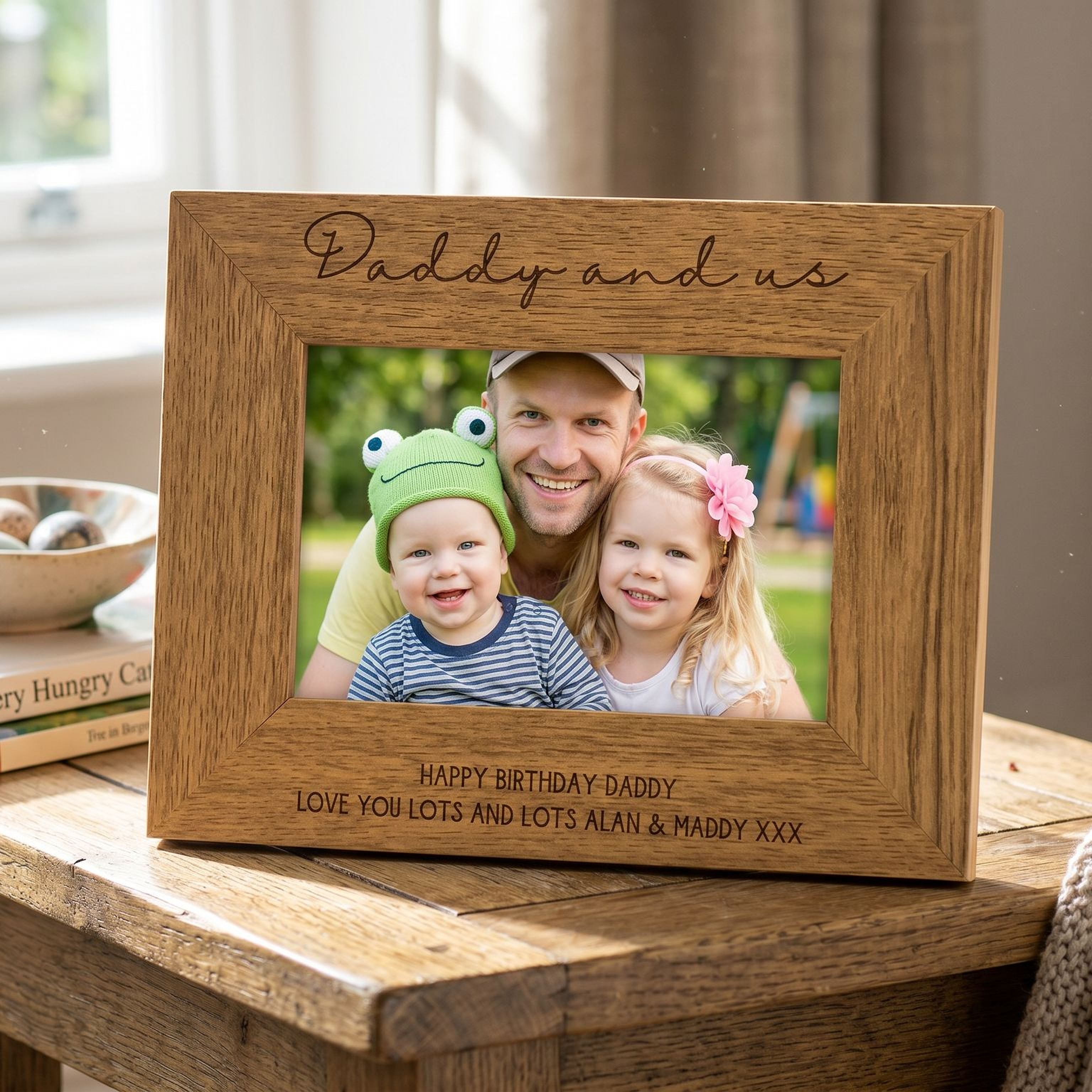 Personalised Daddy and Us Photo Frame Gift For Fathers Day, Birthday or Christmas Photo Frame ukgiftstoreonline