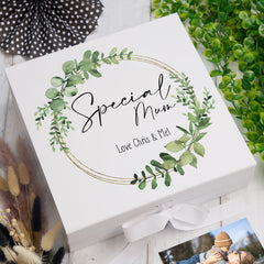 Personalised Special Mum Wreath Design Keepsake Memory Box