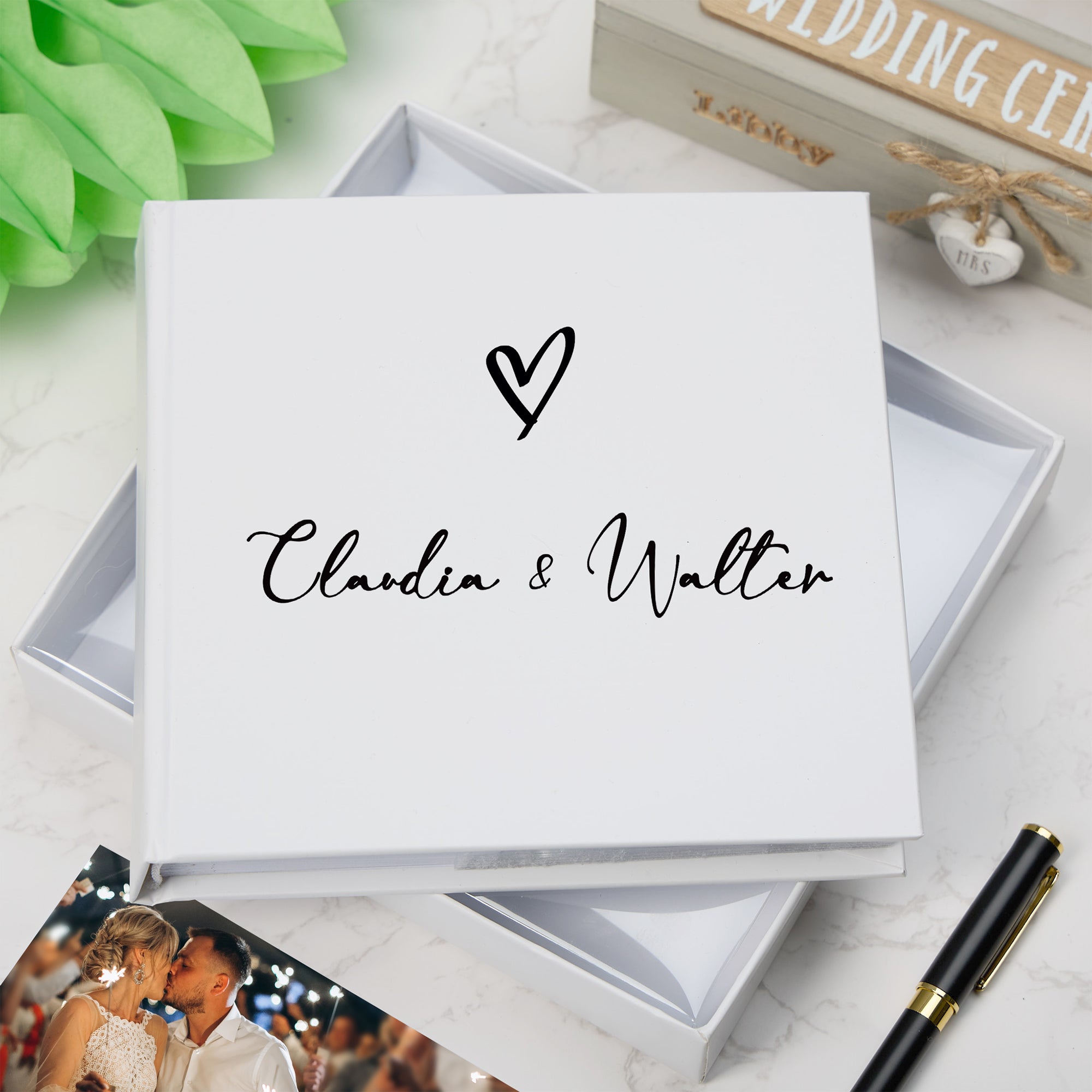 Personalised Any Name Or Title Photo Album With Sleeves 50 x 6x4 Capacity