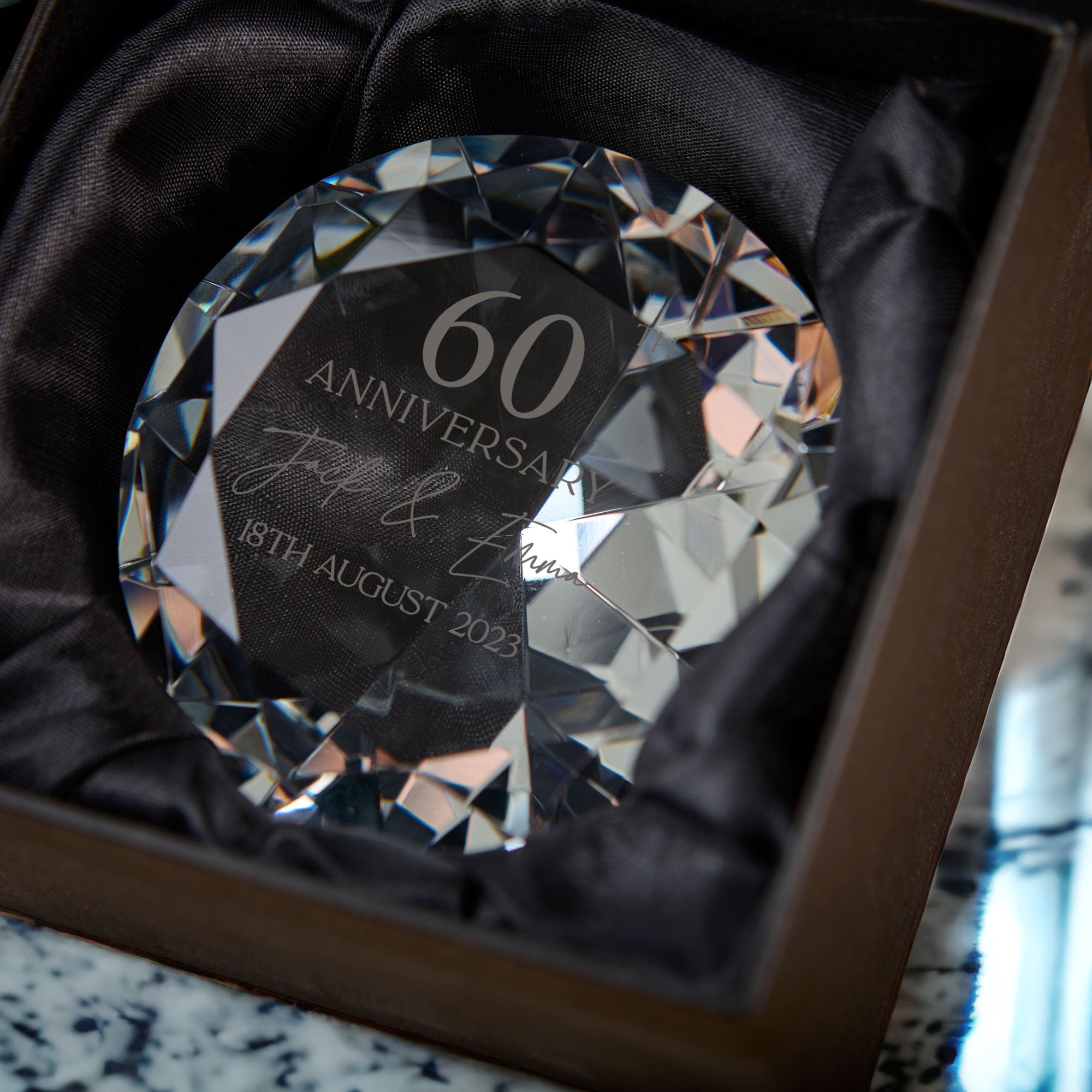 Personalised 60 Years Wedding Anniversary Romantic Gift Crystal Diamond