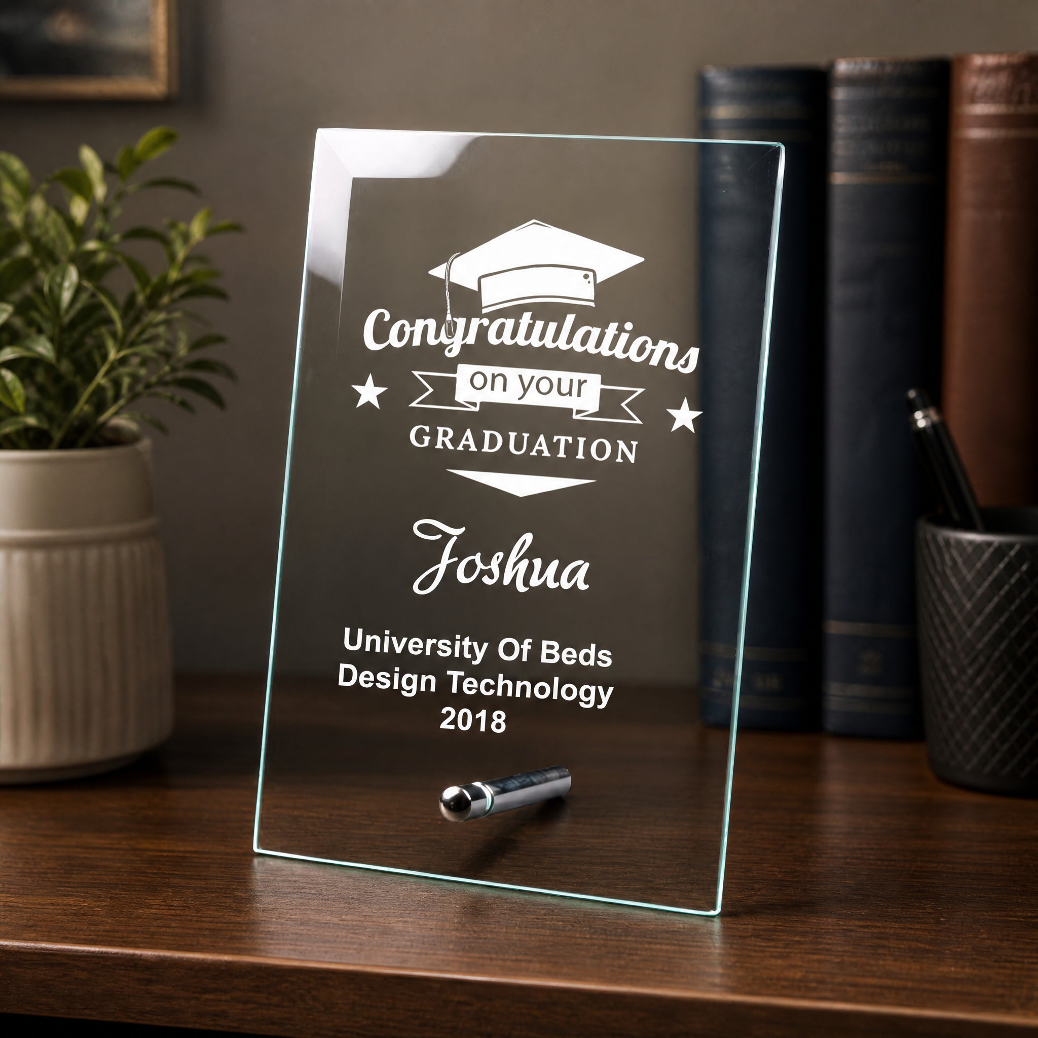 Personalised Congratulations On Your Graduation Gift Glass Plaque Personalised Crystal Glass ukgiftstoreonline
