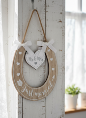 Wedding 'Mr & Mrs' 'Just Married' Wooden Horseshoe with Hearts wedding horseshoe ukgiftstoreonline