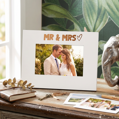 White Engraved Wooden Wedding Picture Photo Frame Mr and Mrs Heart Gift Landscape Photo Frame ukgiftstoreonline
