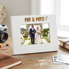 White Engraved Wooden Wedding Picture Photo Frame Mr and Mrs Heart Gift Landscape Photo Frame ukgiftstoreonline