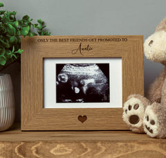 Best friends get promoted to auntie Baby Scan Frame Gift