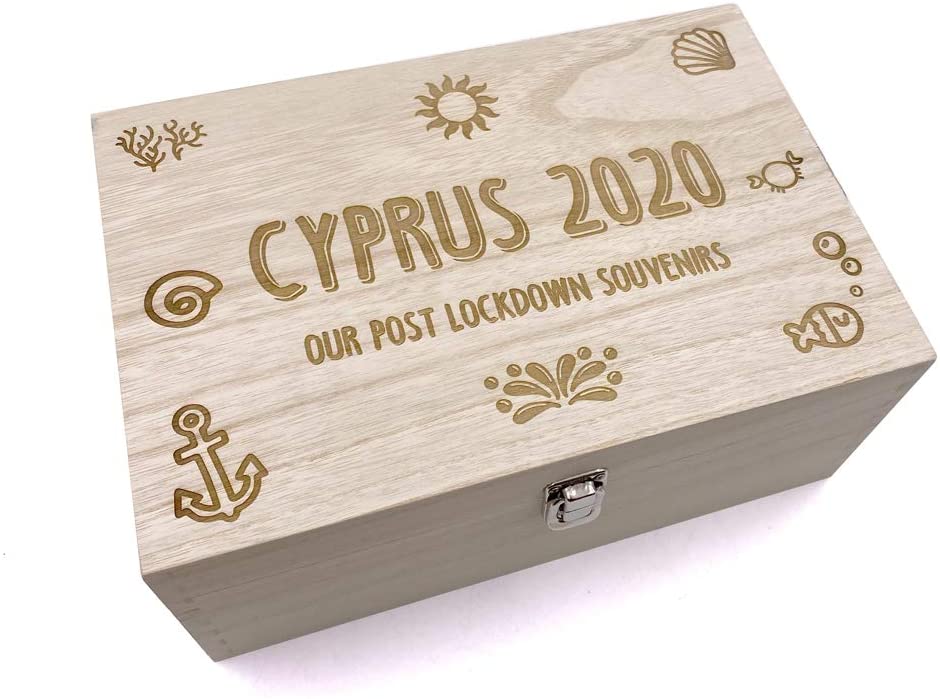 ukgiftstoreonline Personalised Holiday Memories Large Wooden Keepsake Memories Box