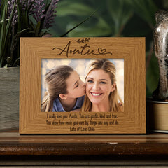 Wooden Auntie Photo Frame Gift Landscape With Sentiment and Leaf Design