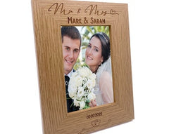 Mr and Mrs Love Heart Wedding Photo Frame Gift Portrait Engraved Wooden