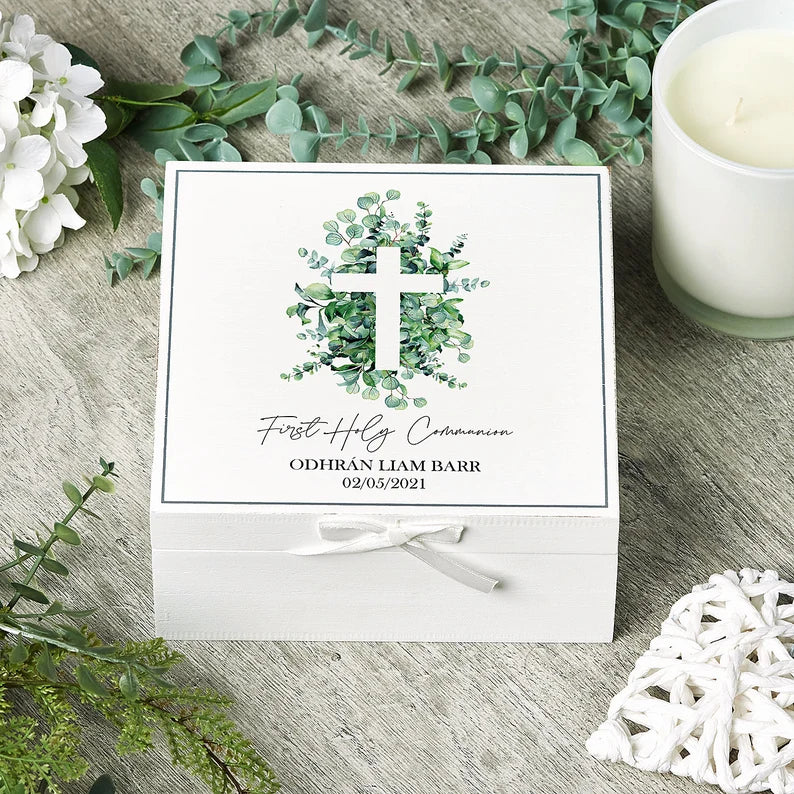ukgiftstoreonline Personalised Holy Communion Vintage Wooden Box Gift With Leaf Cross
