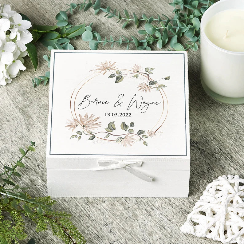 ukgiftstoreonline Personalised Wedding Day Vintage Wooden Box Gift With Wreath
