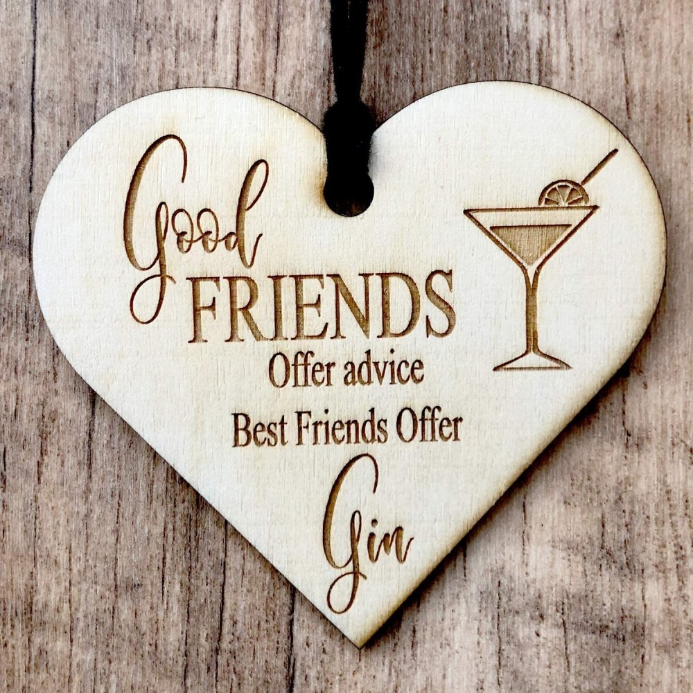 ukgiftstoreonline Best Friends Offer Gin Engraved Plaque Wooden Heart Gift - ukgiftstoreonline