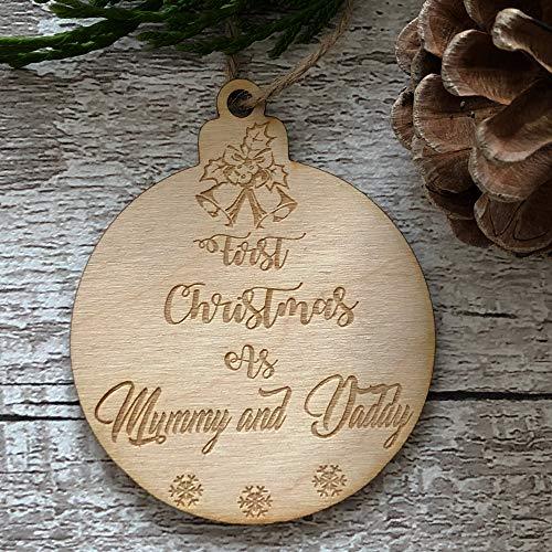 ukgiftstoreonline First Christmas As Mummy & Daddy Hanging Decoration Wood Bauble Gift - ukgiftstoreonline