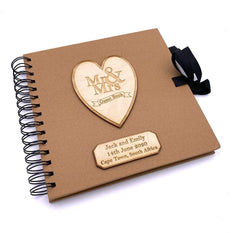 ukgiftstoreonline Personalised Brown Wedding Guest Book Wooden Engraving Mr and Mrs - ukgiftstoreonline